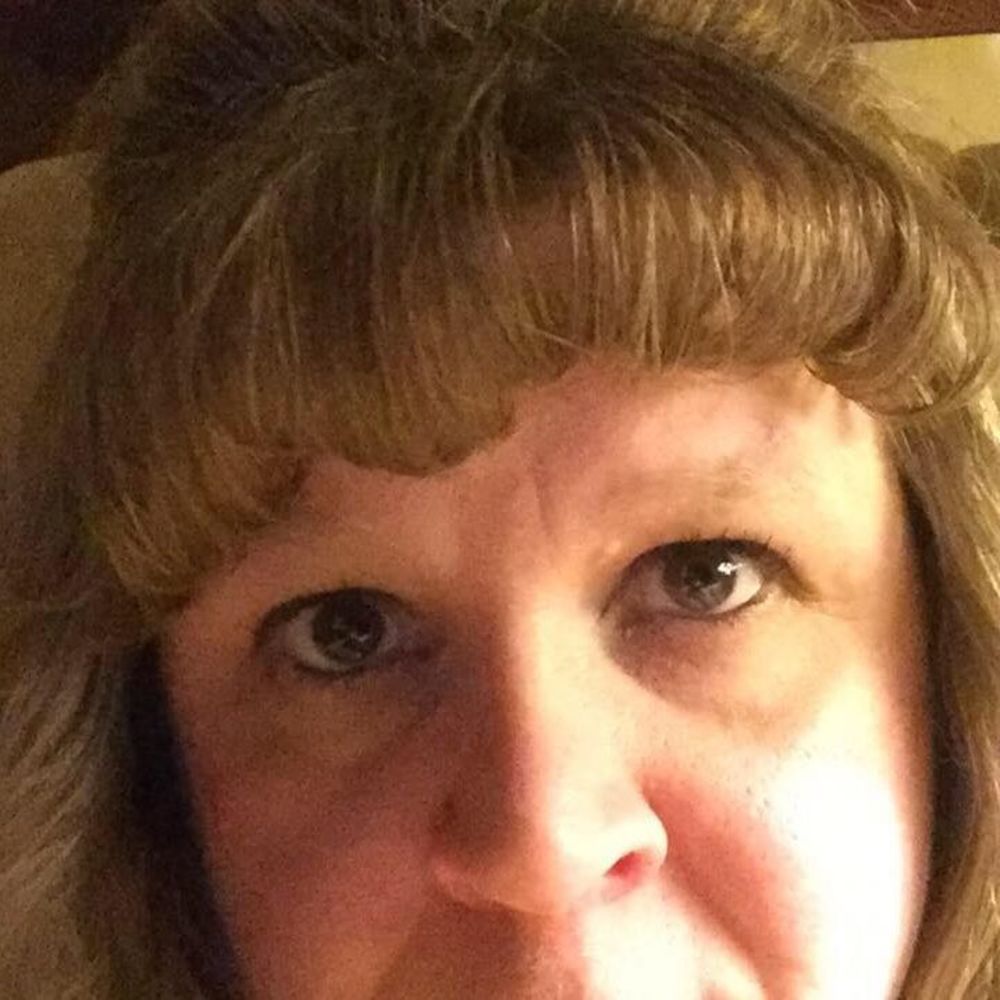 Meet your Posher, Tina